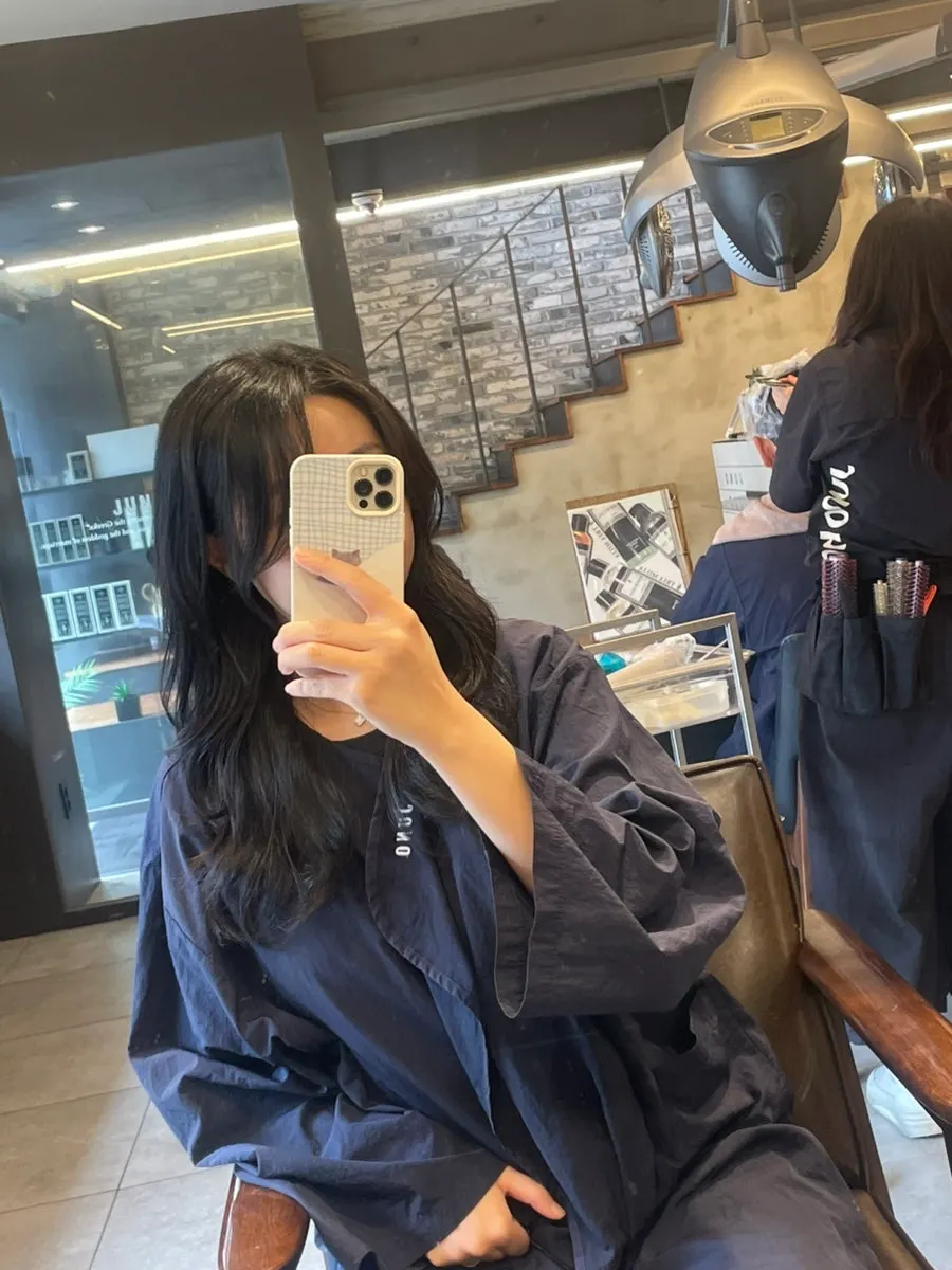 Easy-to-style layered perm look