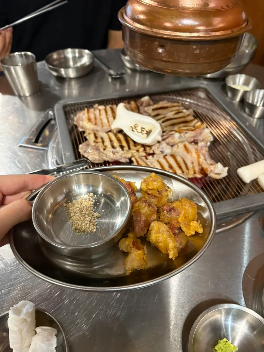Basic side dish spread at Ondogye Cheonho