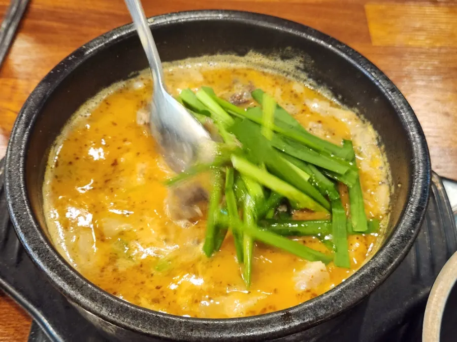 A bowl of sundae guk at Boseung Hoegwan Cheonho Station Branch