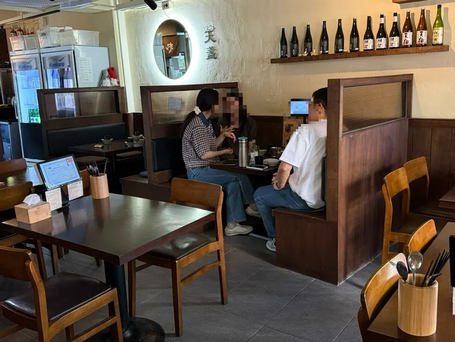 파티션이 있는 천잔 프라이빗 좌석