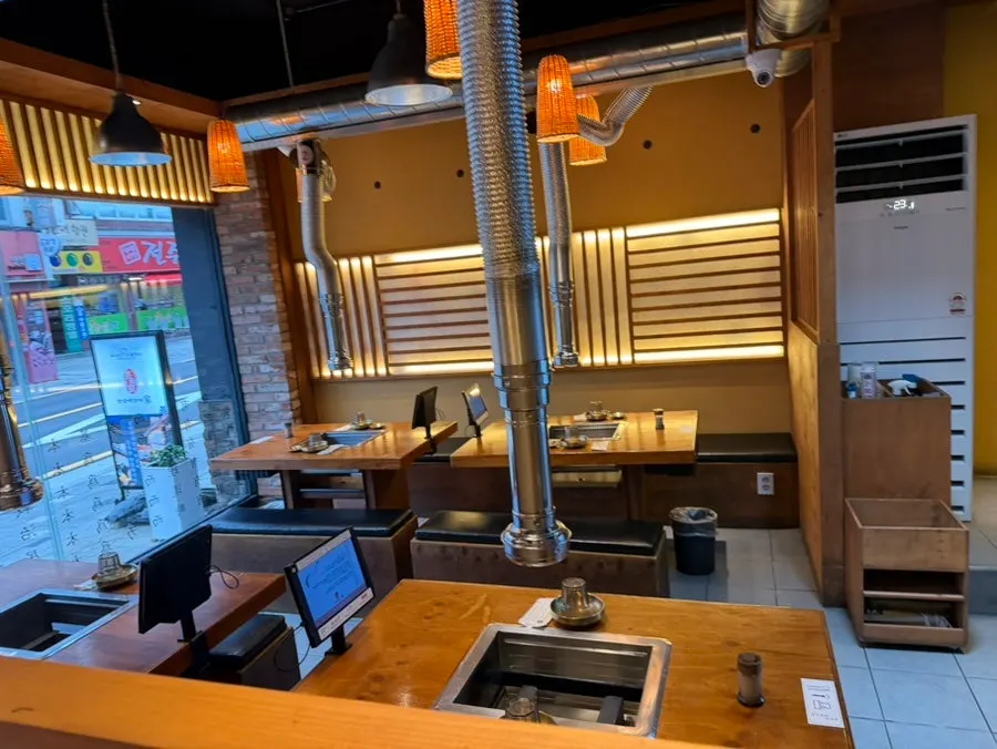 Spacious, clean interior hall of the eel restaurant