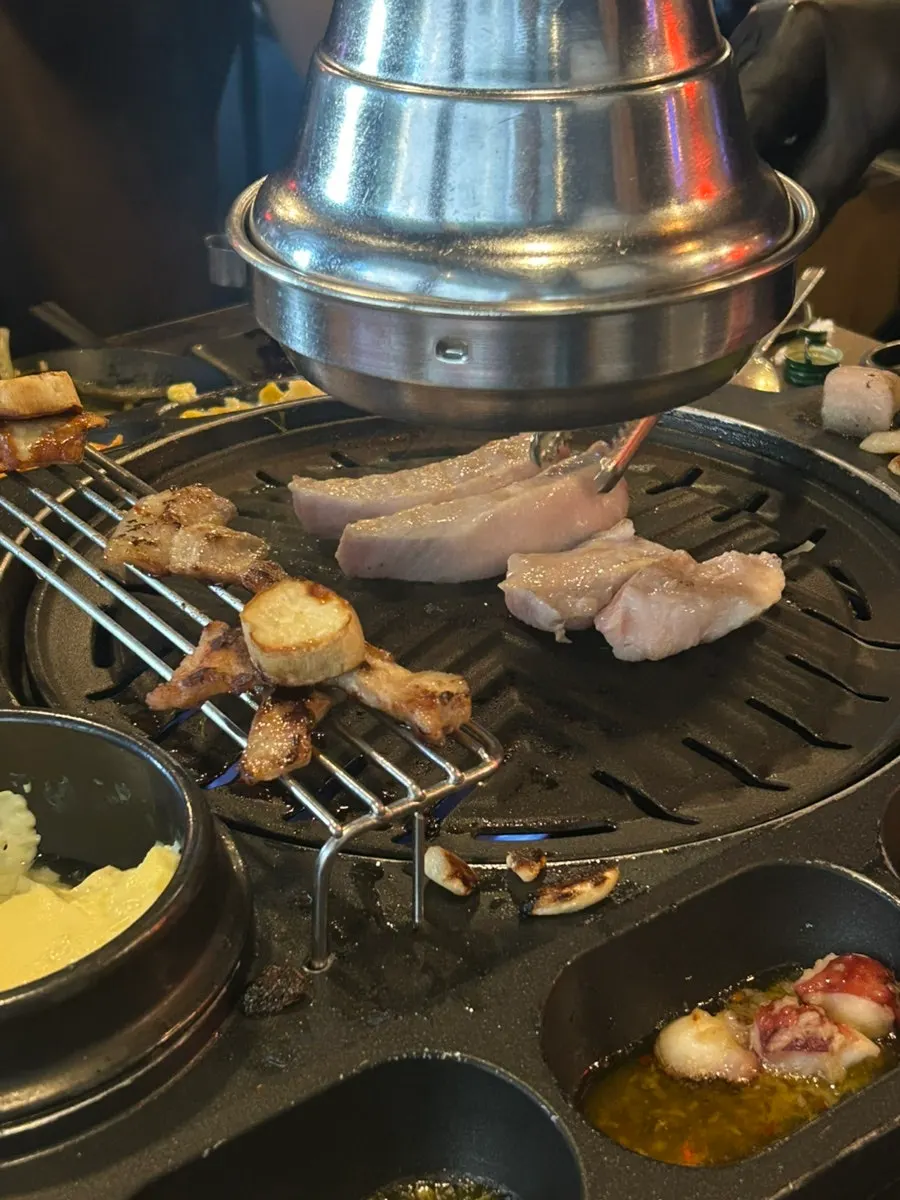 Thinly sliced grilled nabitsal