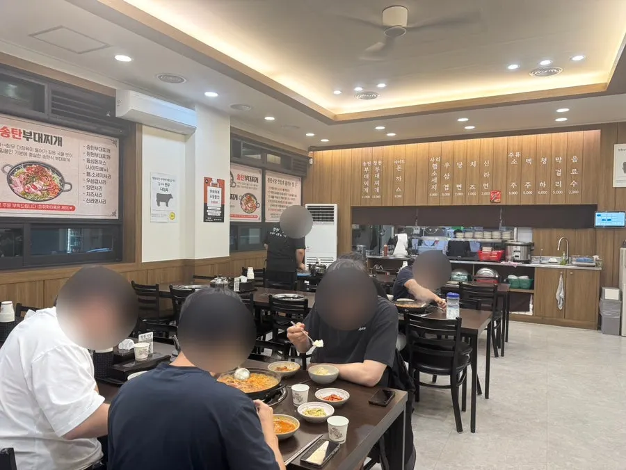 Interior of Cheongwon Restaurant with plenty of tables