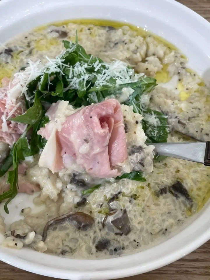 A plate of jambon truffle cream risotto