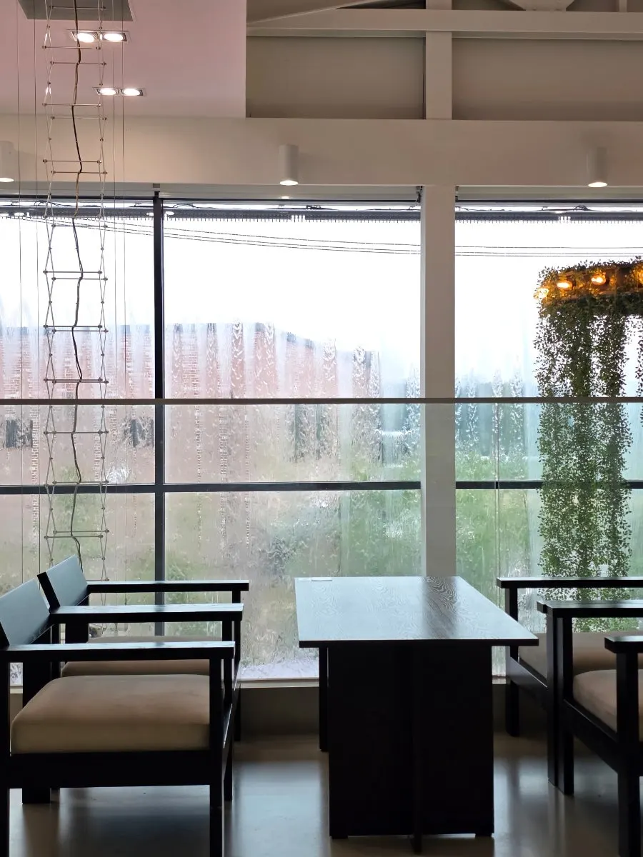 View of Chat Baker with its outdoor terrace