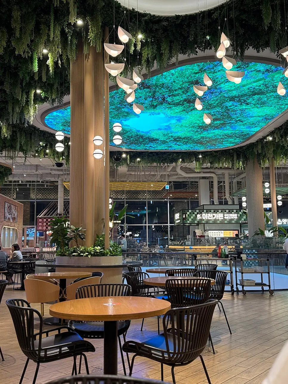 Interior view of Chibao Starfield Anseong Branch