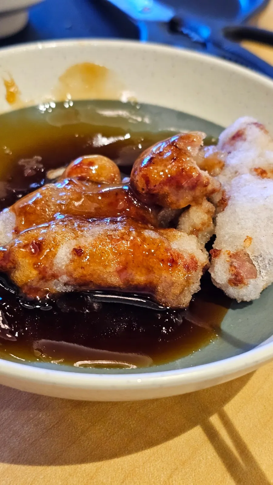 치바오 짜장면 비비기 전 모습