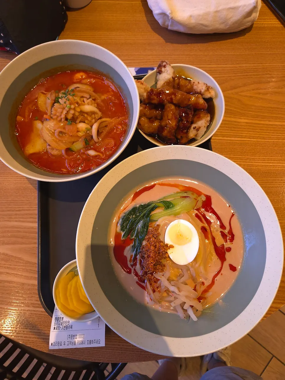둘이 주문한 치바오 음식 전체 컷