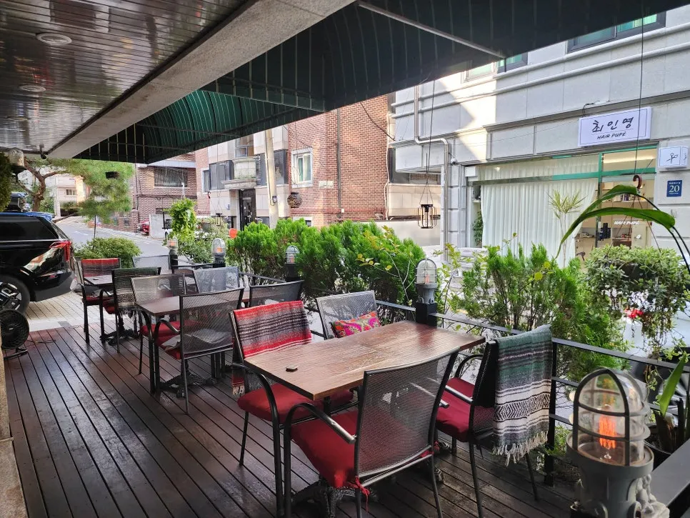 Full view of the Chilango storefront on Yeoksam-ro 67-gil