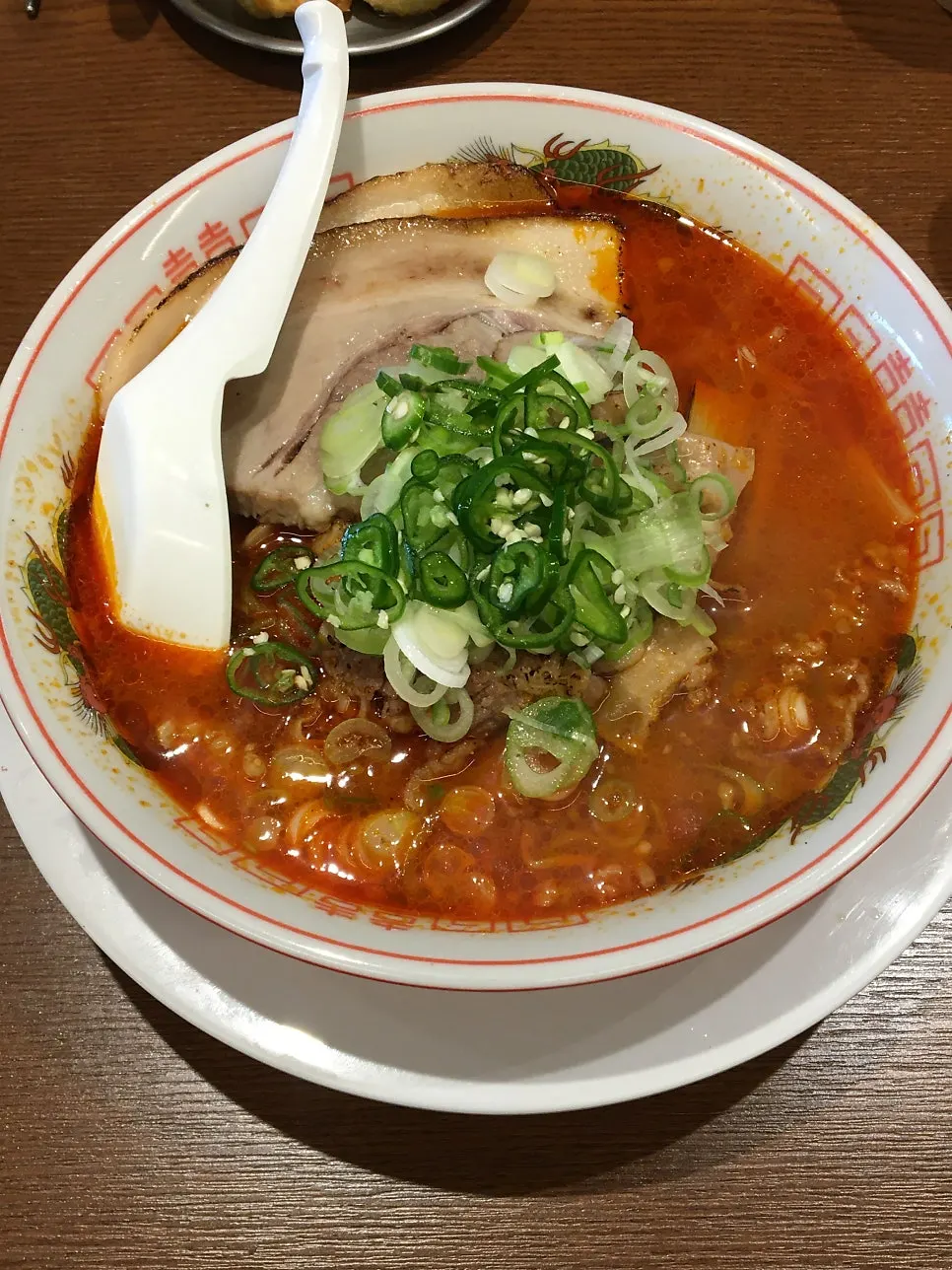 모츠라멘과 토리파이탄 상차림