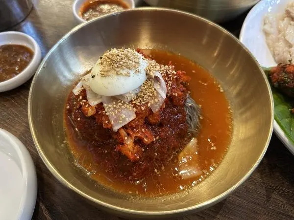 물냉면 메뉴