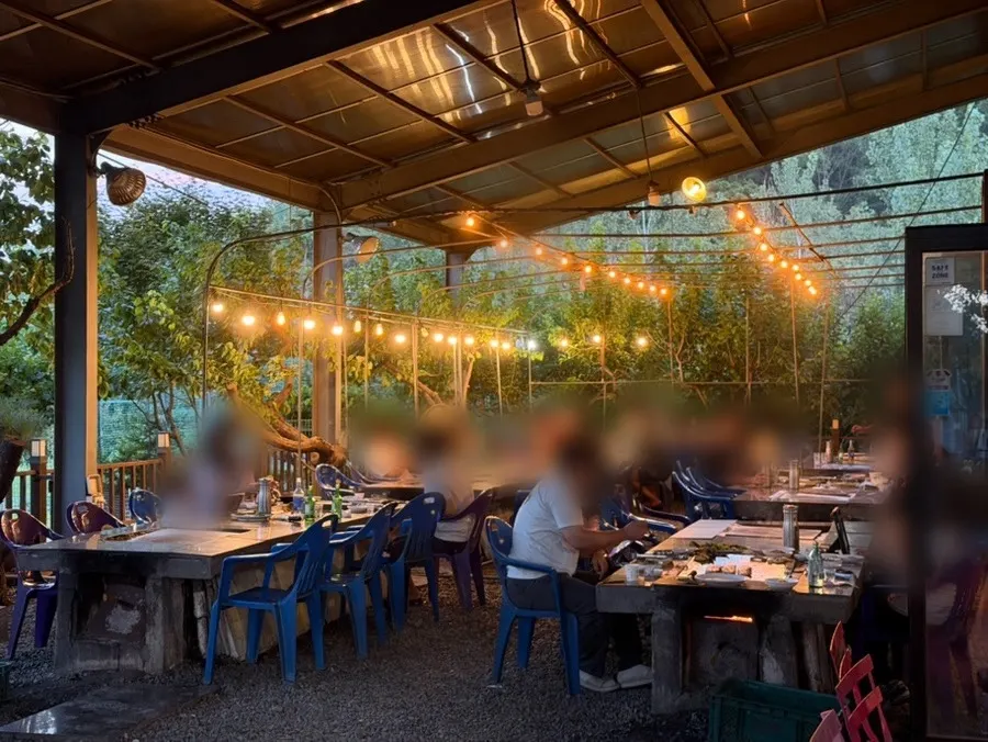 Yaksamgol Garden’s open atmosphere