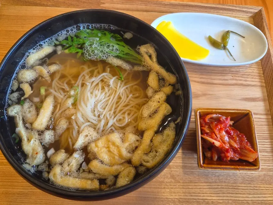 Horizontal shot of the perilla oil aged-kimchi bibimbap