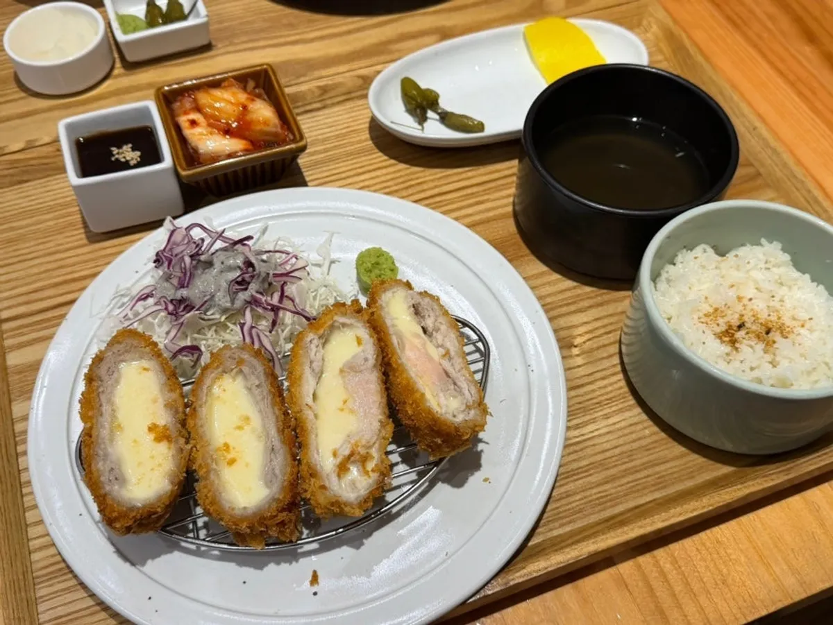 Galbi mandu served as a side at Chilseong Jemyeonso