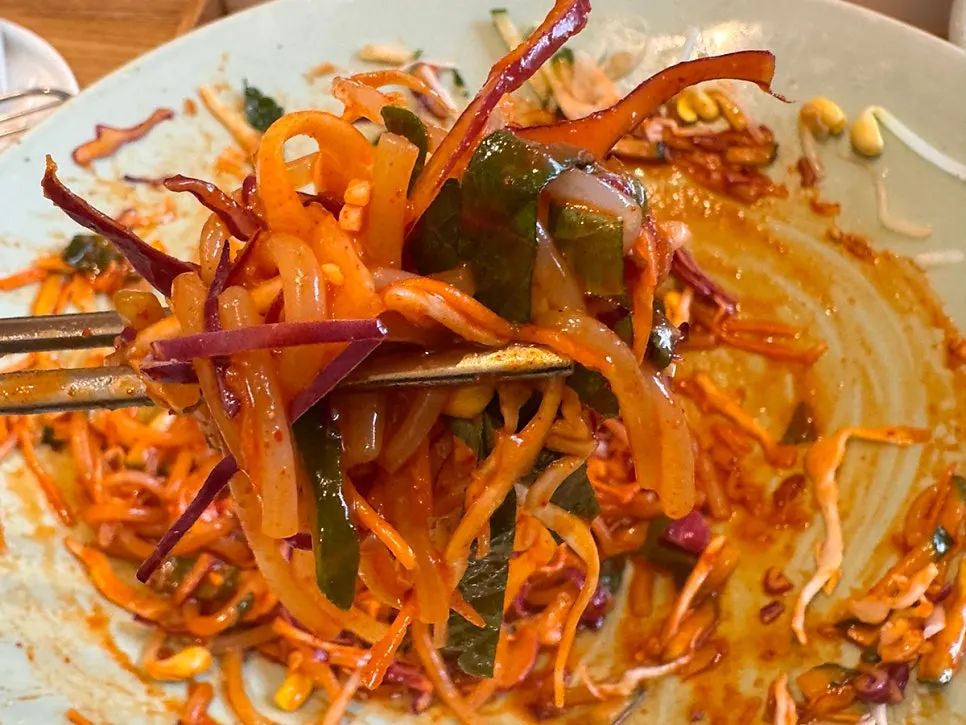 Bibim jjolmyeon loaded with vegetables