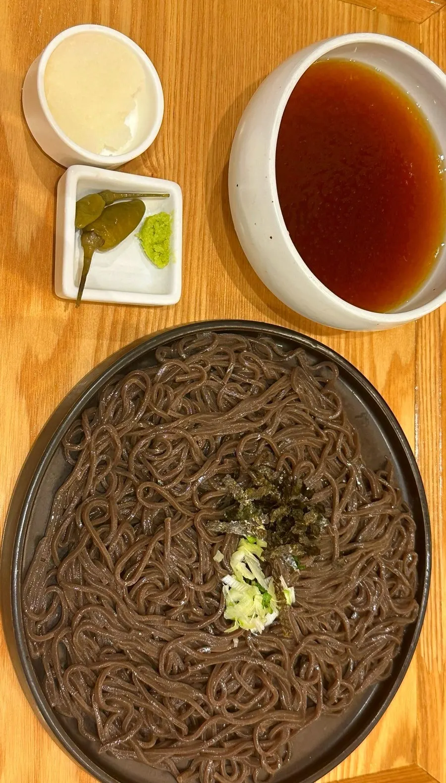 판메밀소바 면과 쯔유