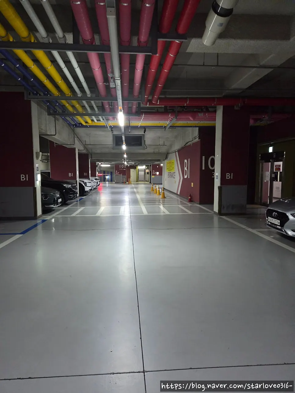 Passageway leading to the retail building elevator