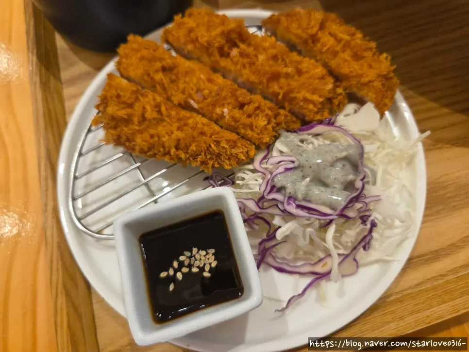 Crispy pork cutlet served with the set