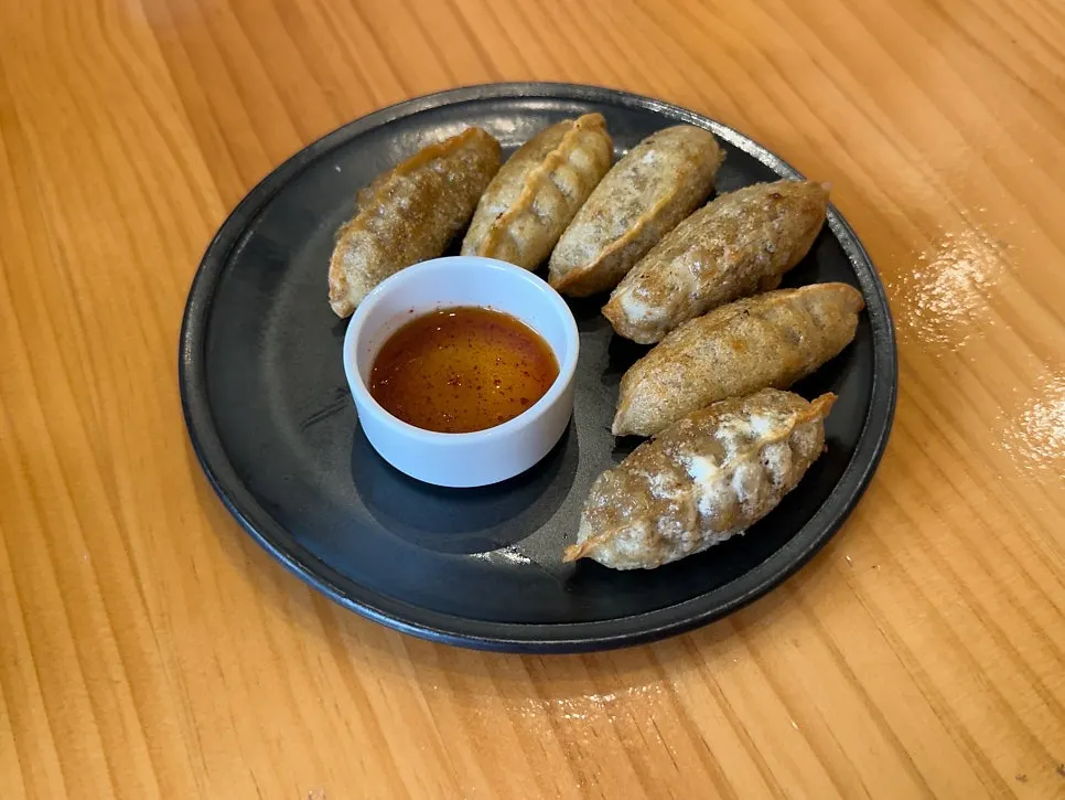 Crispy fried rib mandu