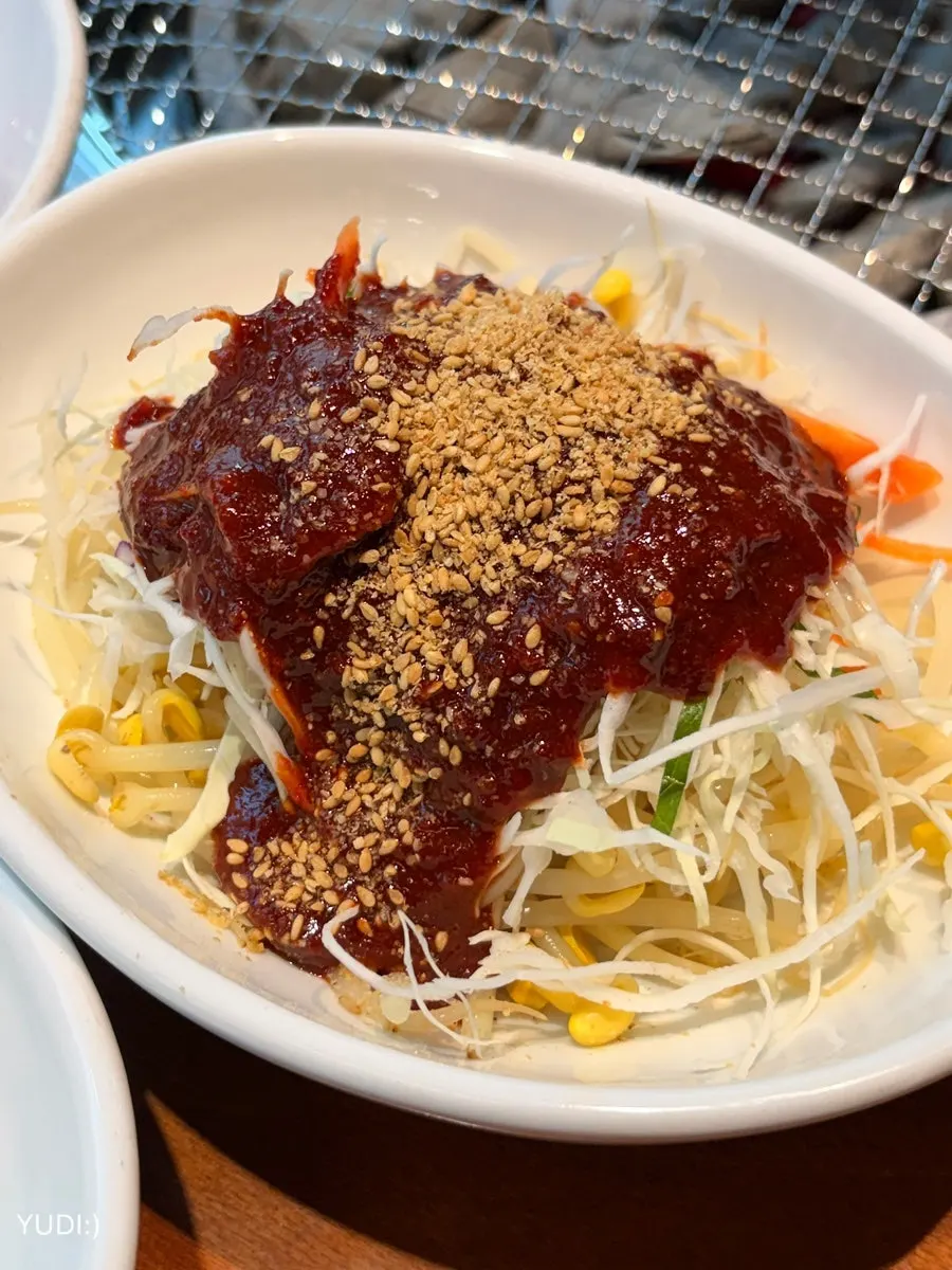 Jjolmyeon and pork kimchi jjigae from the 9-course set