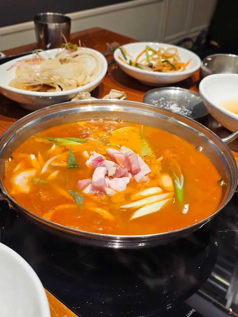 초밥용밥에 올린 소고기초밥
