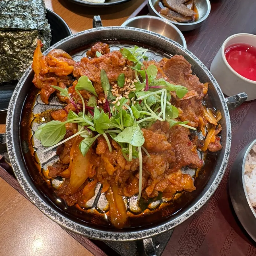 Close-up of thinly sliced grilled bulgogi