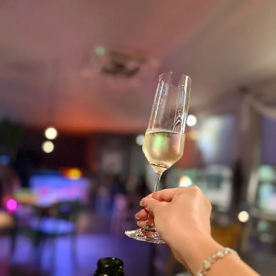 Sparkling wine JAUME SERRA CAVA poured into a glass