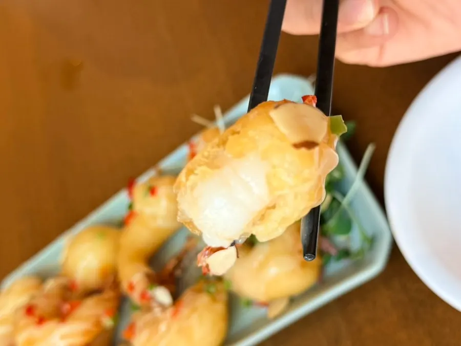 Plate of cream shrimp with large shrimp pieces