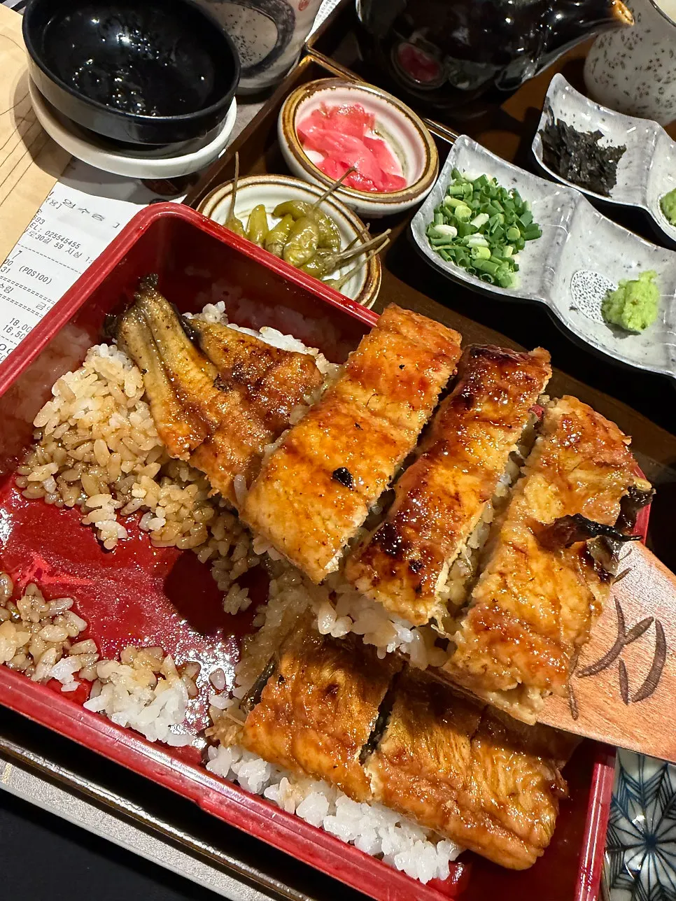 Guide to eating hitsumabushi on the table