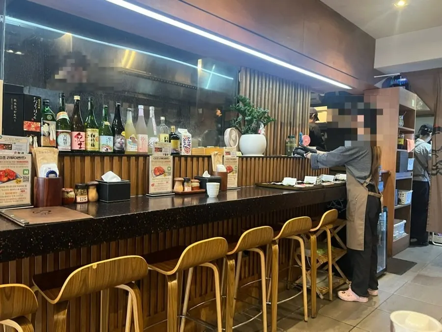 일본 이자카야 느낌의 치솟 역삼본점 실내