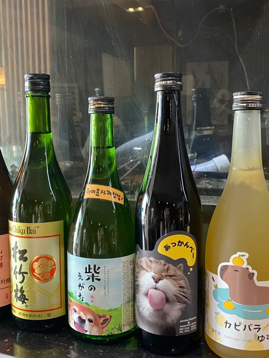 Drink display at Chisot Yeoksam Main Branch
