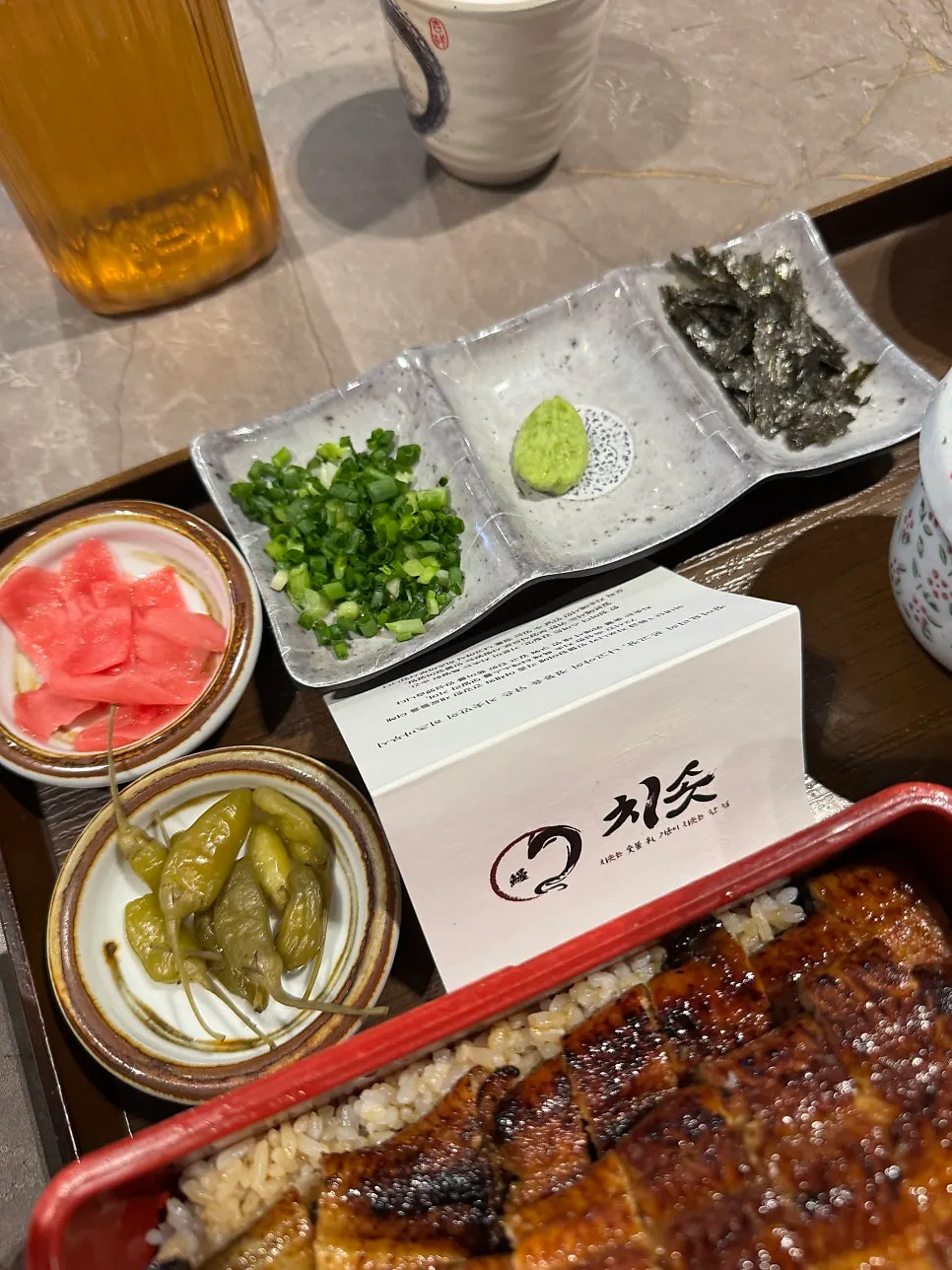 식사를 마친 치솟 히츠마부시 특상 그릇