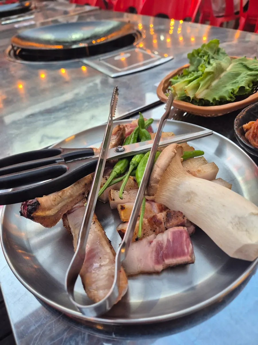 사이드로 주문한 순두부찌개