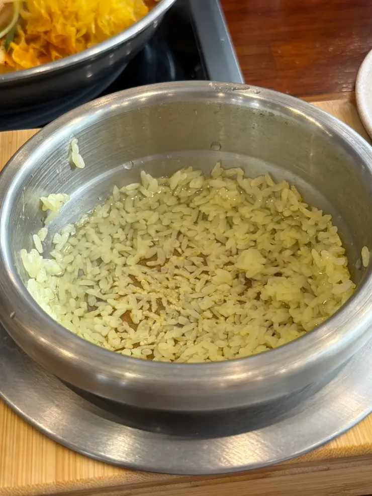 Warm sungnyung eaten at the end of the meal
