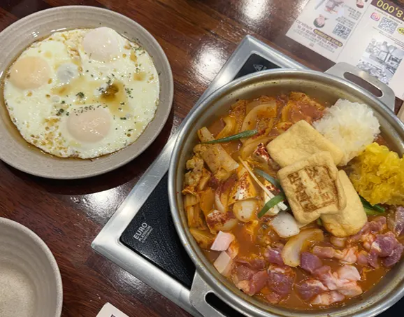 Stone-pot rice and stew set for two