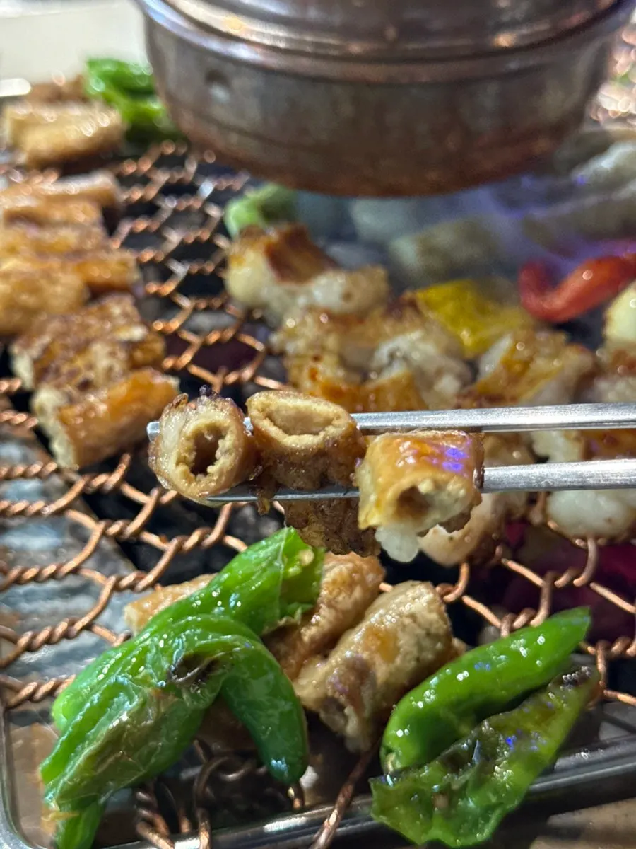 Cross-section of fat-packed gopchang at Chodaechang