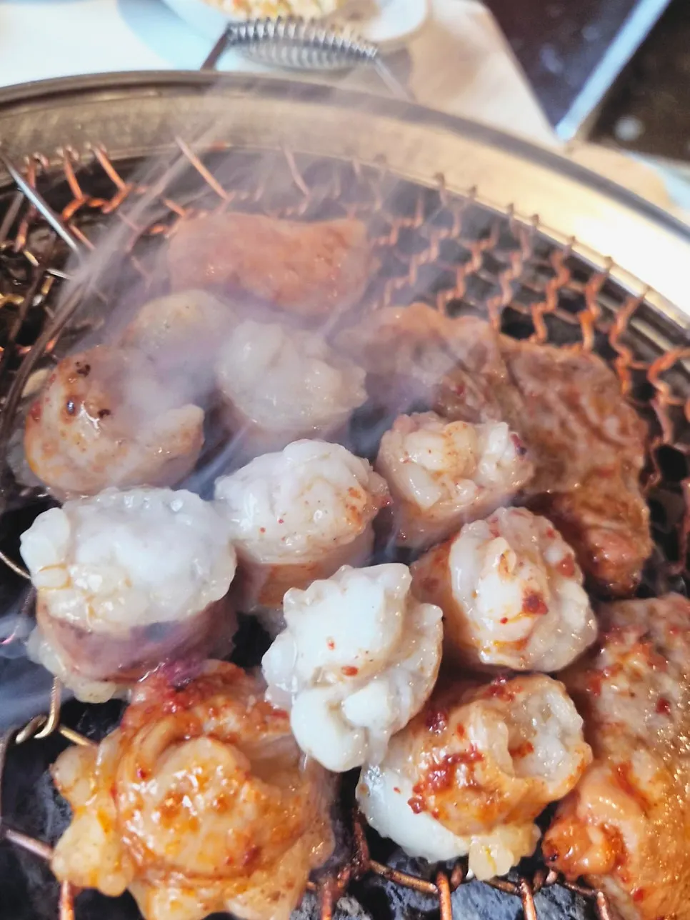 두툼하고 통통한 한우대창 생고기
