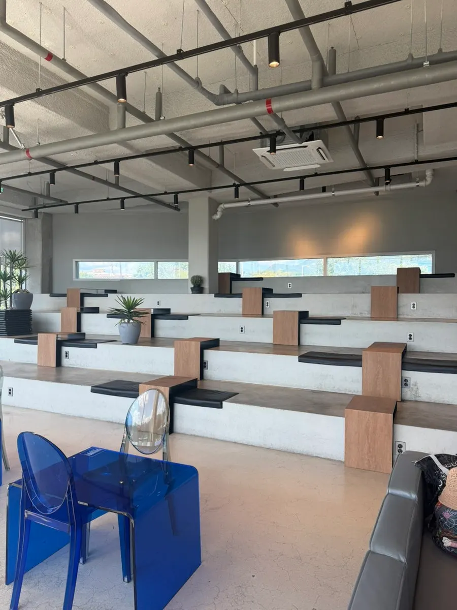 Relaxed second-floor seating on a weekday afternoon