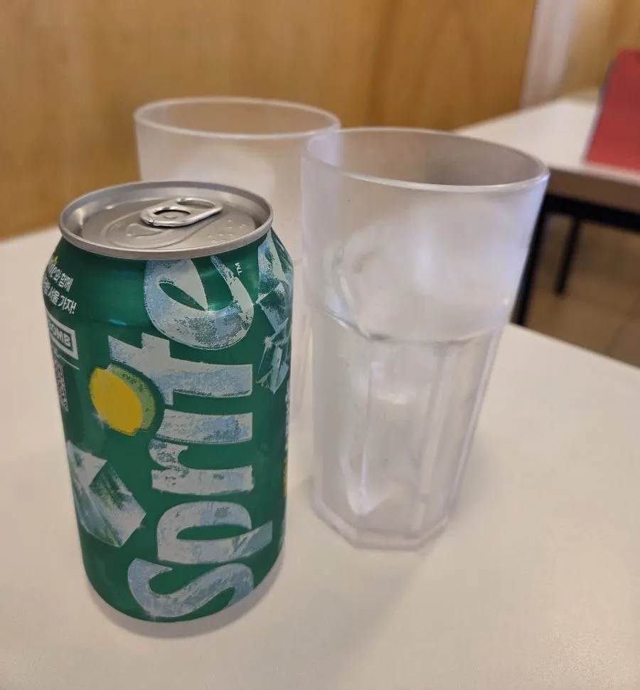 네이버 영수증 리뷰 이벤트 안내판