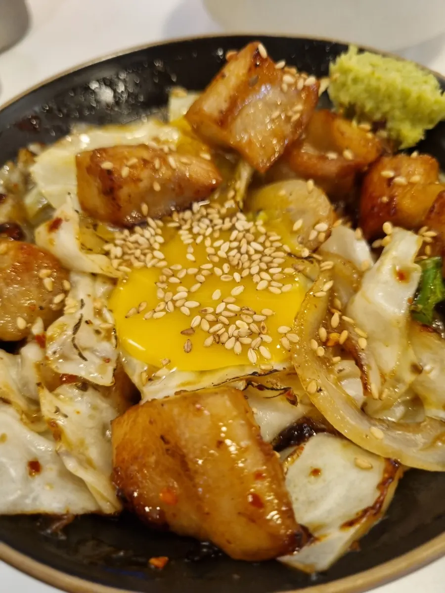 Dontorodon topped with pork jowl