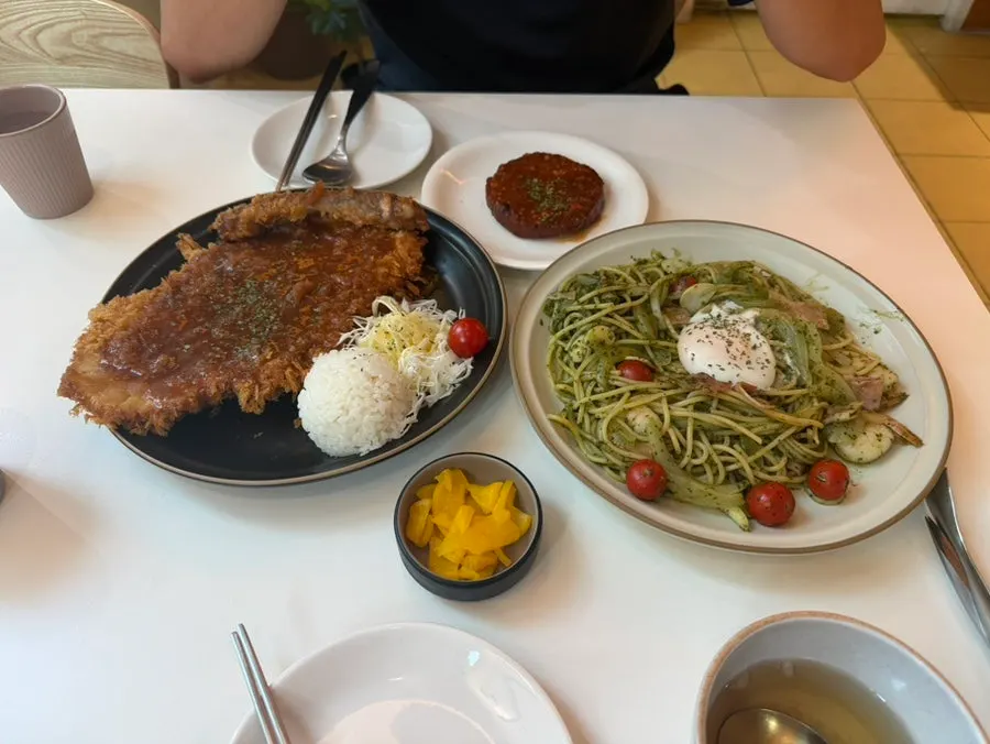 Menu page listing tonkatsu and pasta