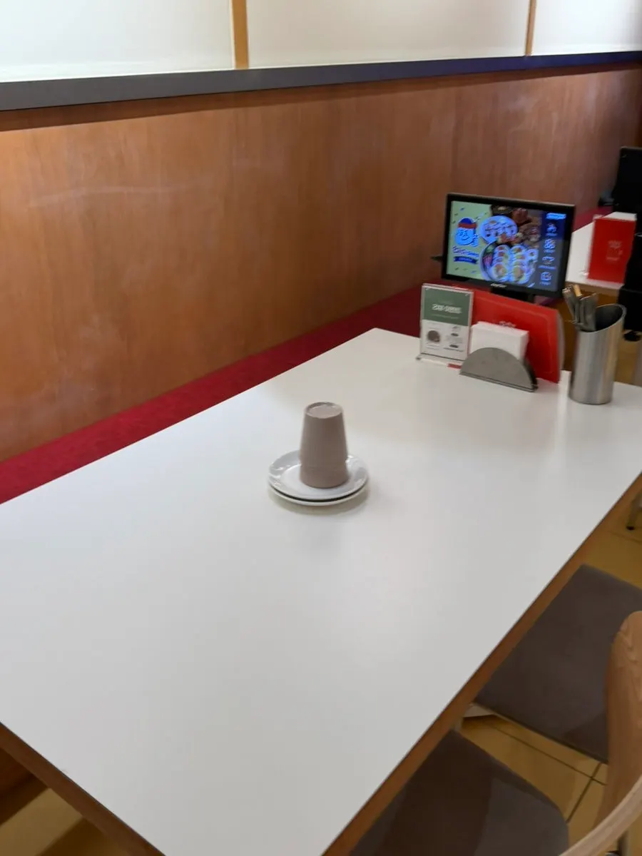 Table seating at Choi Dining Yangju Okjeong