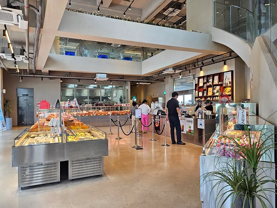 1st floor bakery kitchen and checkout counter
