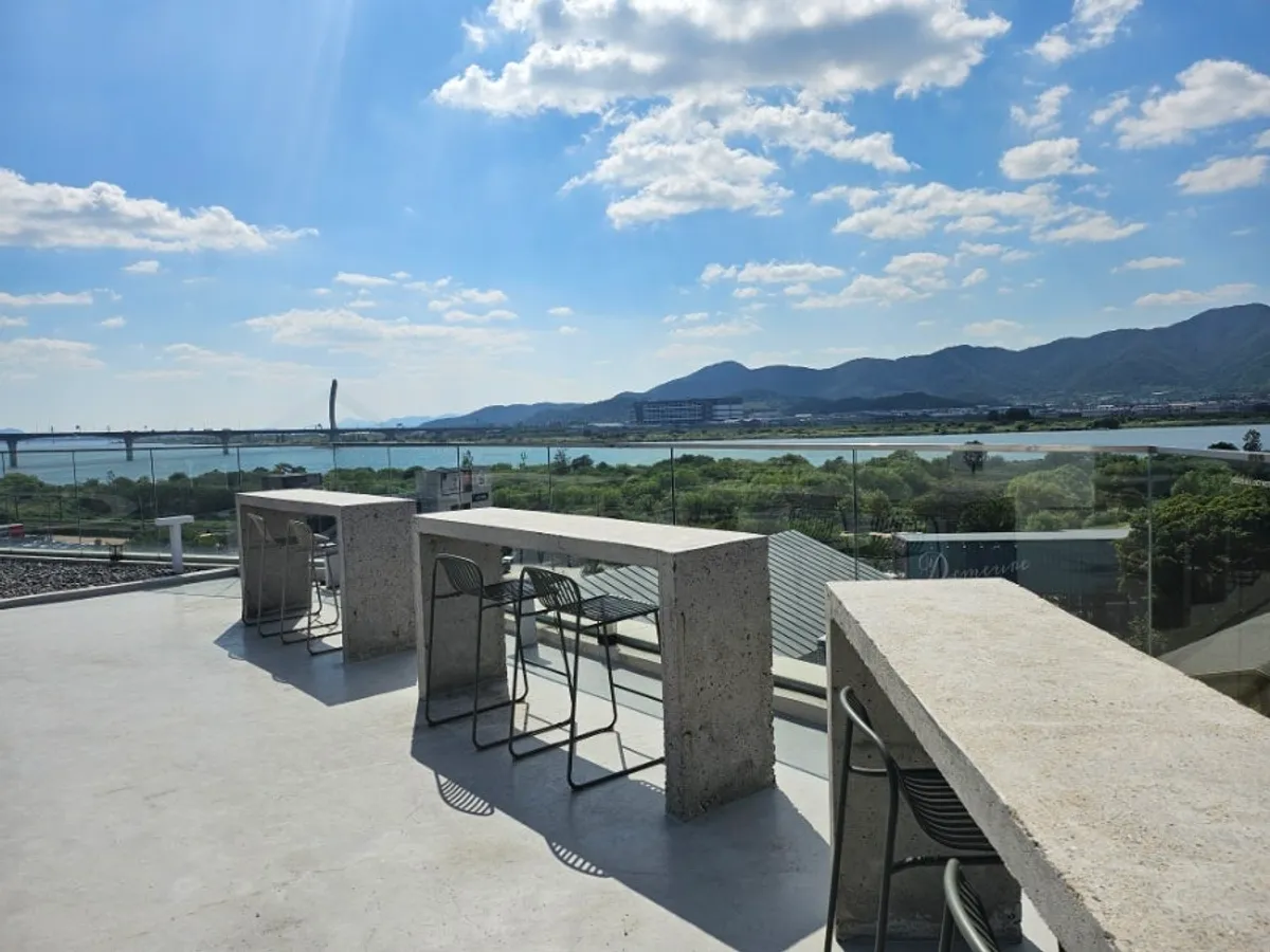 View of the Nakdong River from the 3rd-floor rooftop of Choi Main Branch