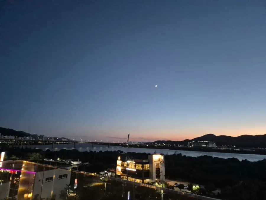 Sunset-colored rooftop view at Choi Main Branch