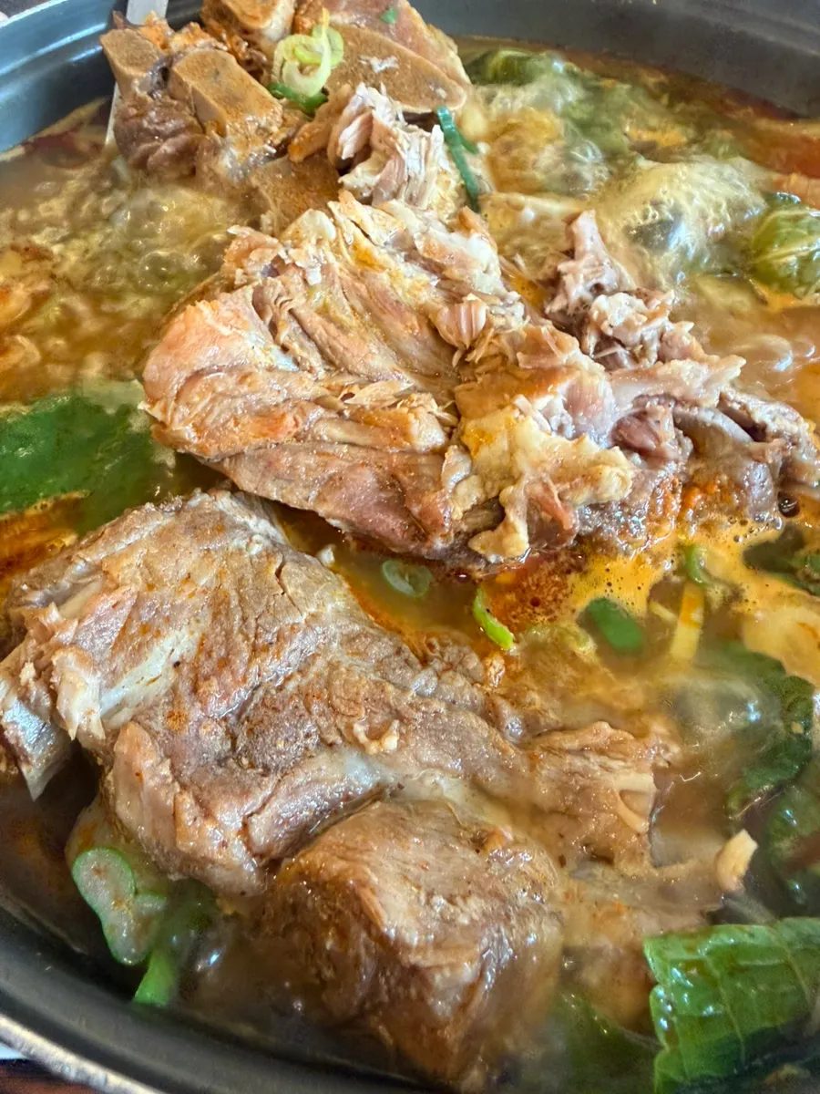 Pot of small gamjatang boiling