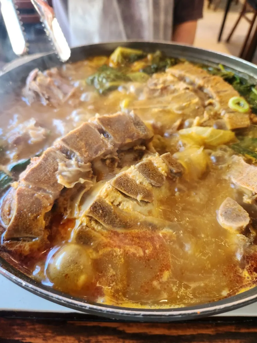 Chomu Gamjatang simmering on the table