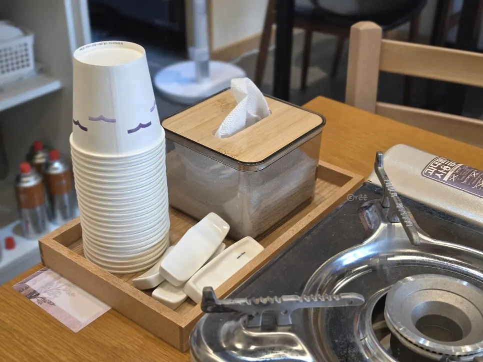 A table setting at Choneseo with a spoon rest