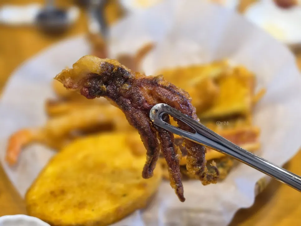 Thin-battered squid and shrimp tempura