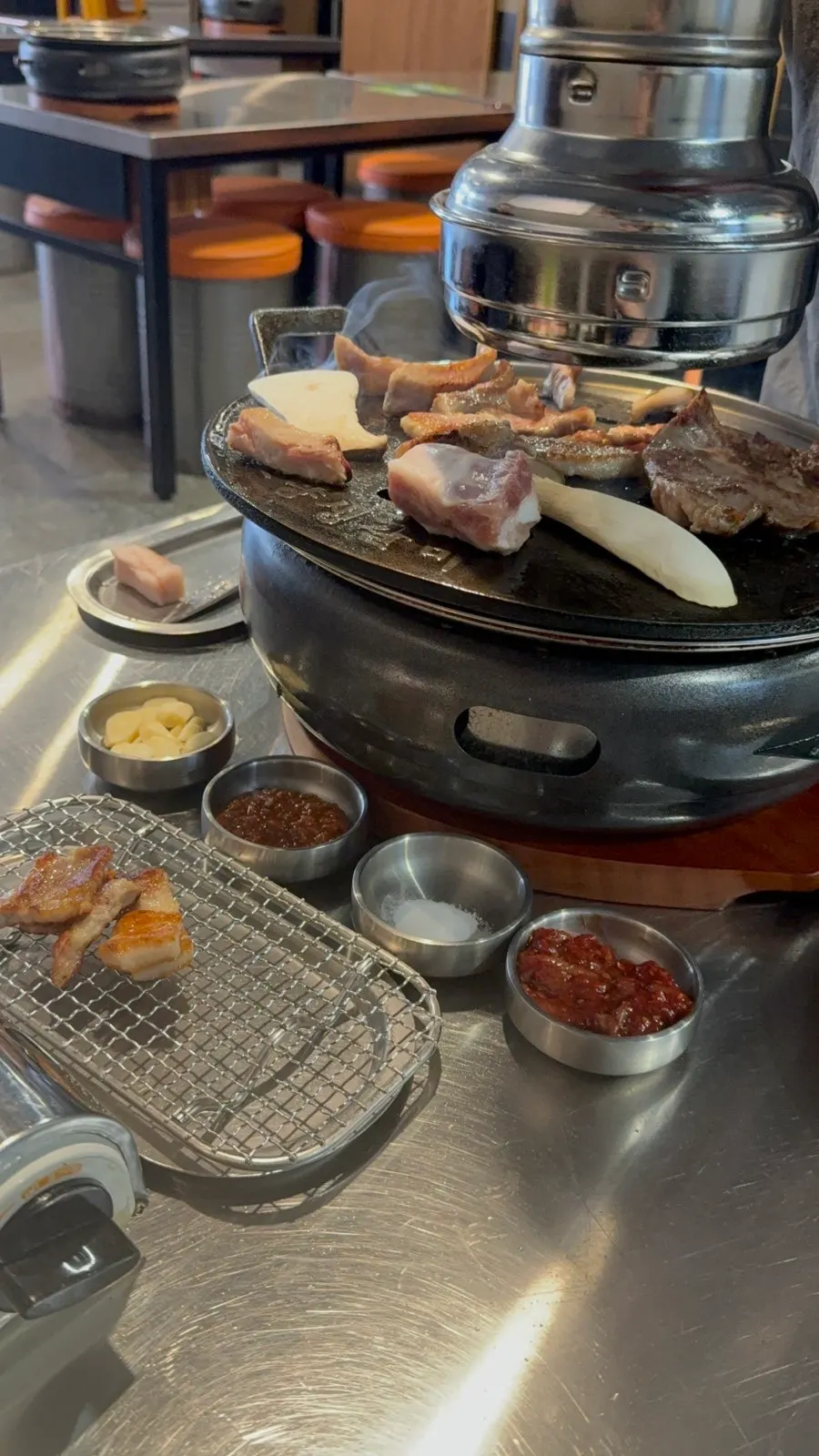 Plate of Choryang Saenggalbi's fresh meat showing marbling